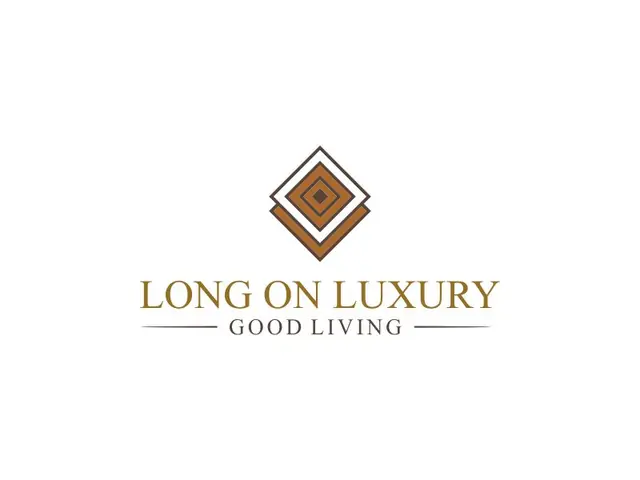Long On Luxury logo design, concept 108